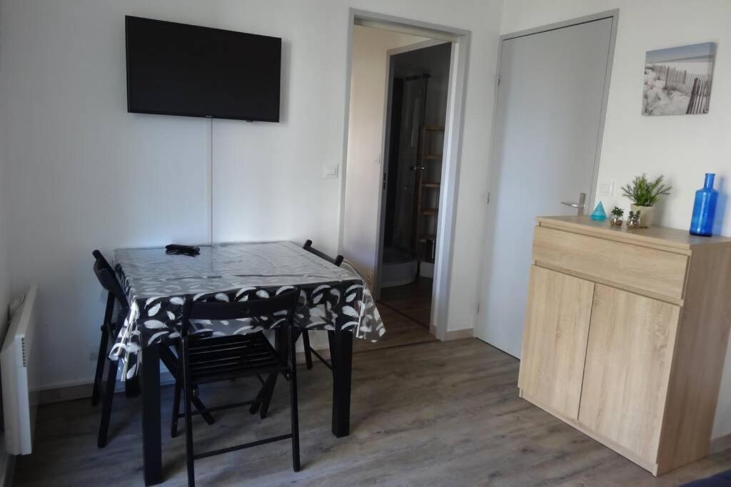 Bel Appartement Proche Plage, Pour 4 Personnes Кабур Экстерьер фото